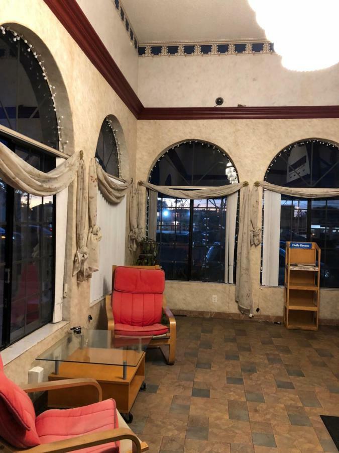 Travelers Inn Lax/Лоундейл Екстериор снимка